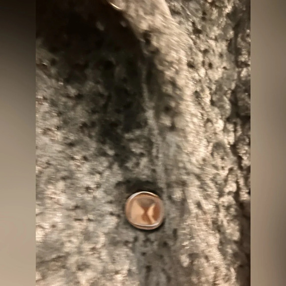 WILL NOT TAKE LESS Women’s Platinum Ute’s Reversible Jacket - Picture 12 of 12